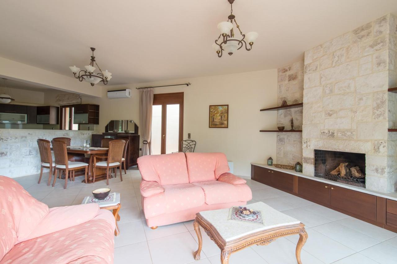 Heraklion Comfy House With Mountain View Екстер'єр фото