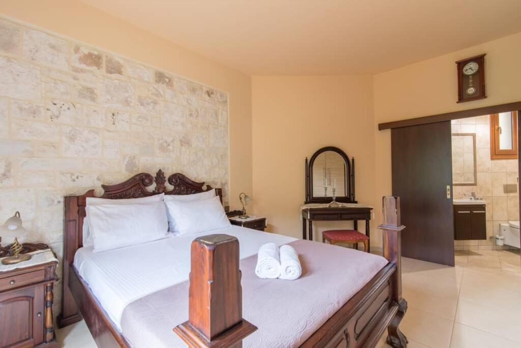 Heraklion Comfy House With Mountain View Екстер'єр фото