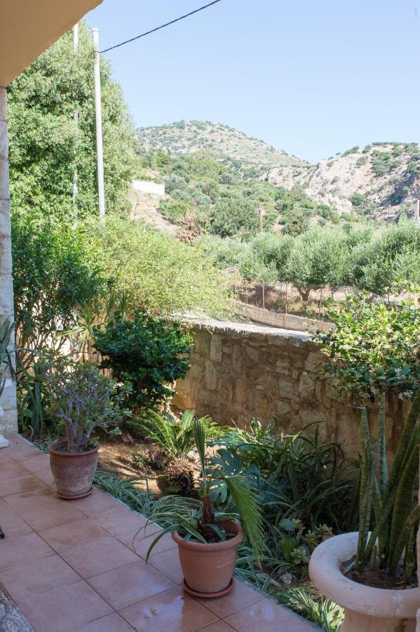 Heraklion Comfy House With Mountain View Екстер'єр фото