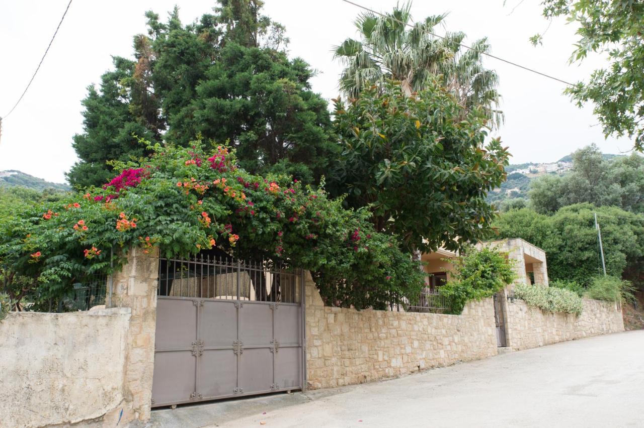 Heraklion Comfy House With Mountain View Екстер'єр фото