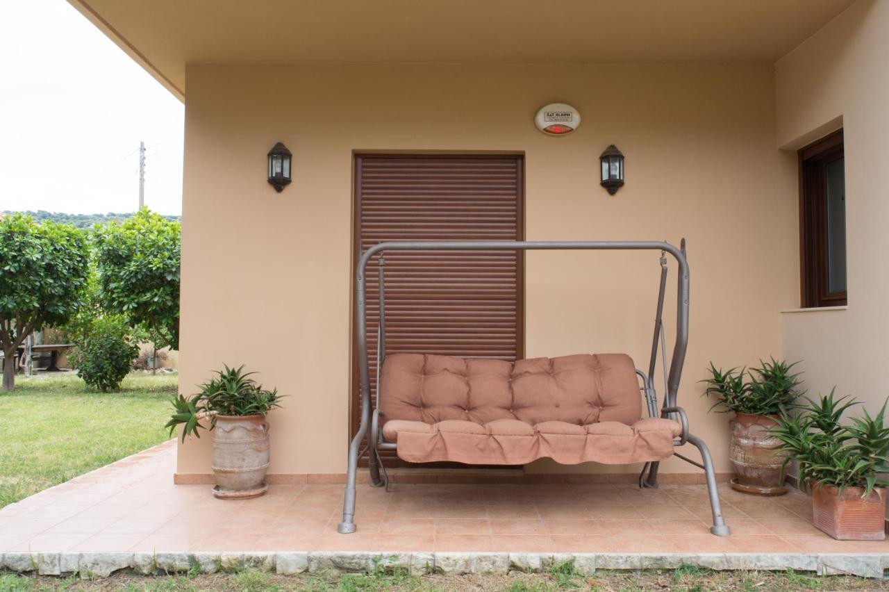 Heraklion Comfy House With Mountain View Екстер'єр фото